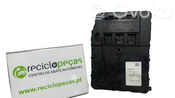 SAM control unit   8200606825