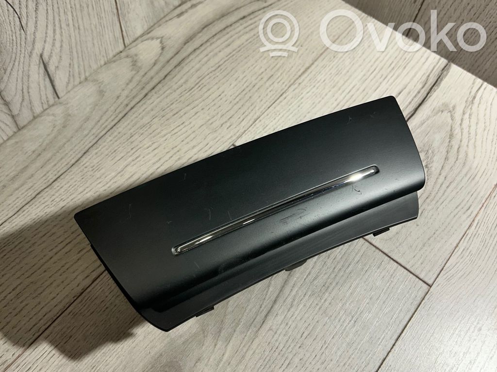 Dashboard storage box/compartment   9682460077