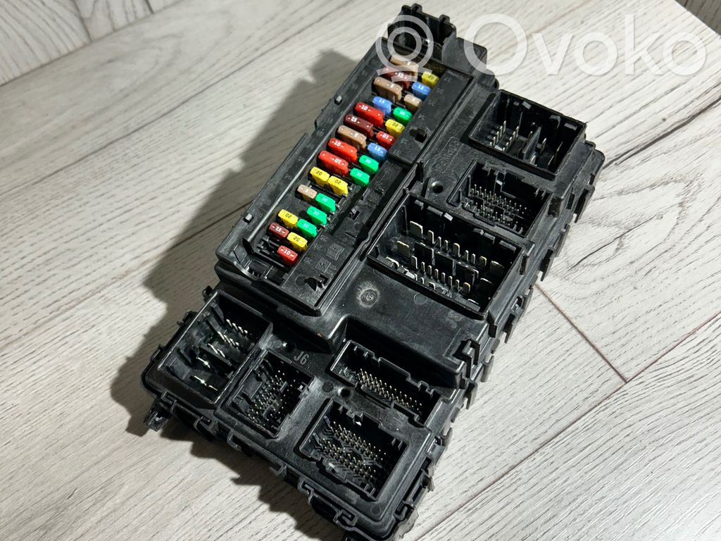Ford Mondeo MK V Katvealueen valvonnan ohjainlaite (BSM) 