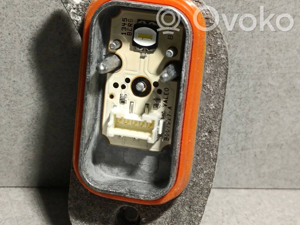BMW i3 LED ballast control module 