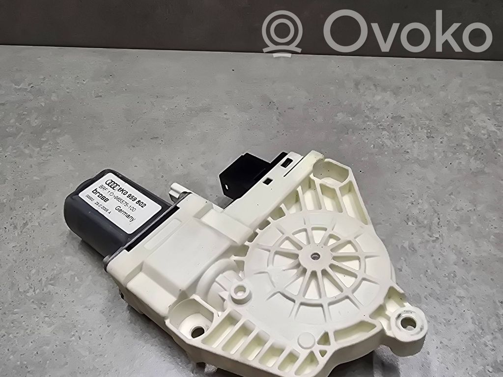 Audi A4 S4 B8 8K Front door window regulator motor 