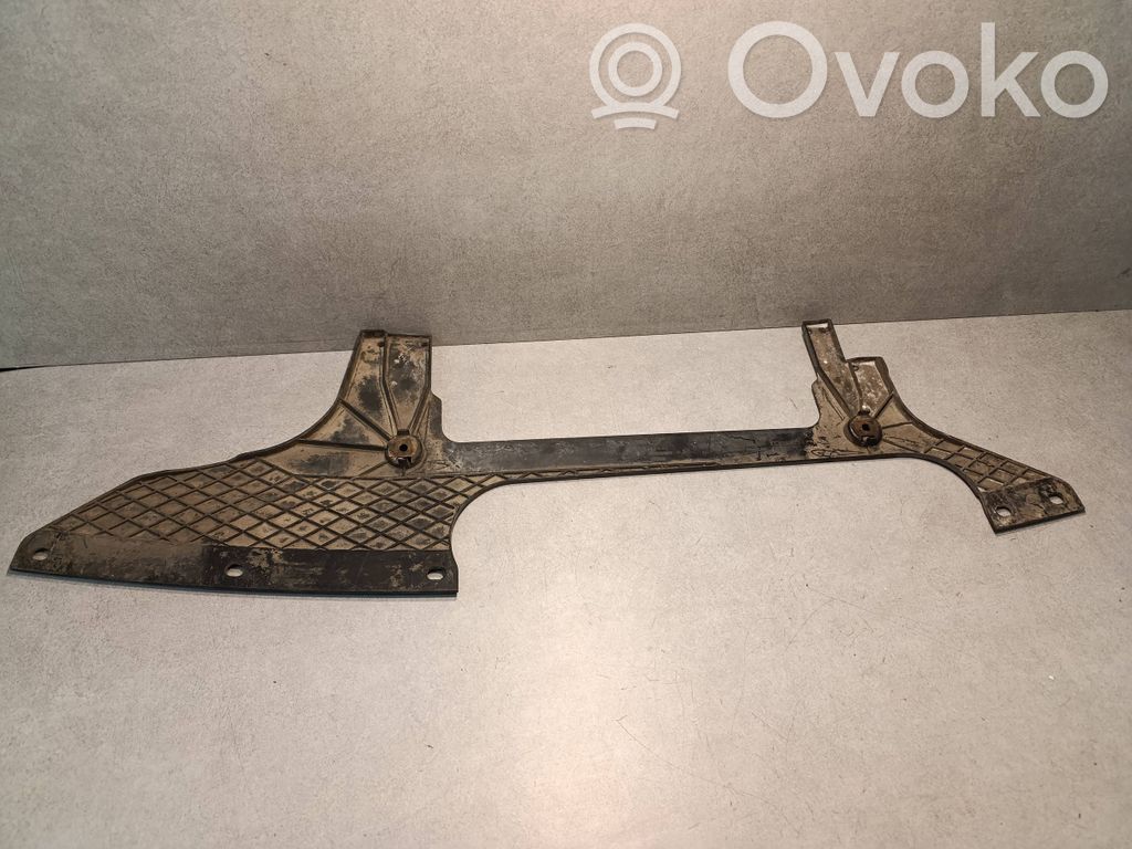 BMW 5 F10 F11 Altra parte sotto la carrozzeria 