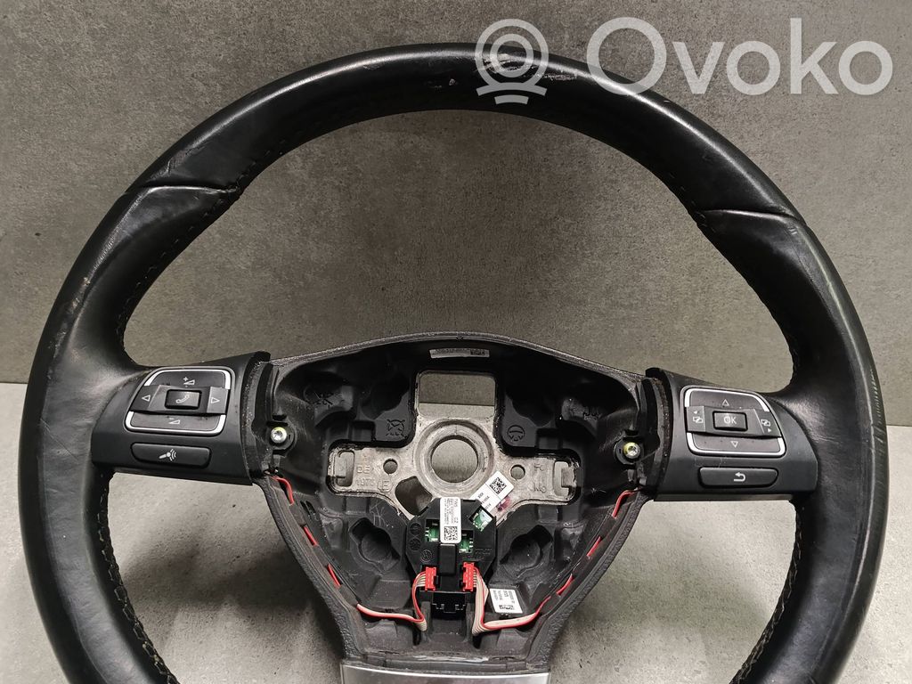 Volkswagen Tiguan Ohjauspyörä 