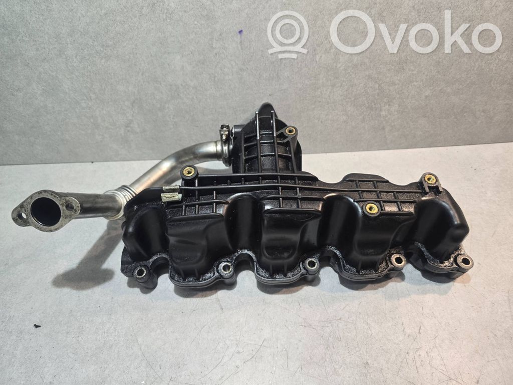 Volkswagen Polo V 6R Colector de admisión 