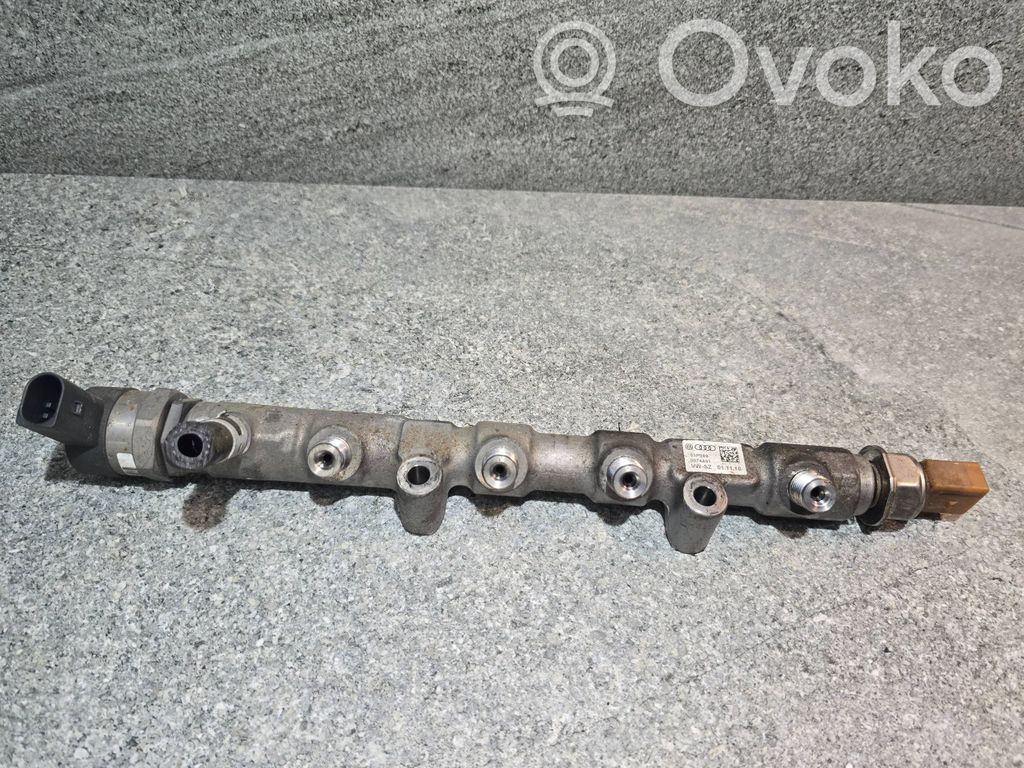 Volkswagen Polo V 6R Listwa wtryskowa 