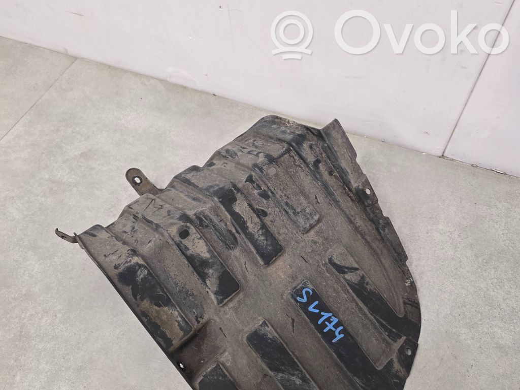 Hyundai i40 Osłona tylna podwozia pod zderzak 