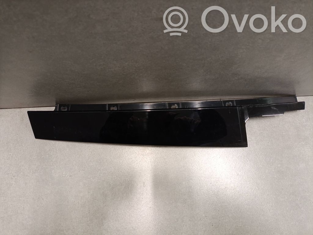 BMW 1 F20 F21 Listwa / Uszczelka szyby drzwi tylnych 