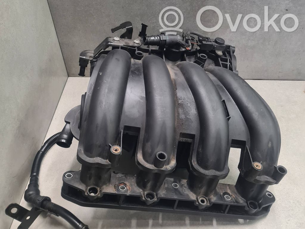 BMW 1 E81 E87 Intake manifold 