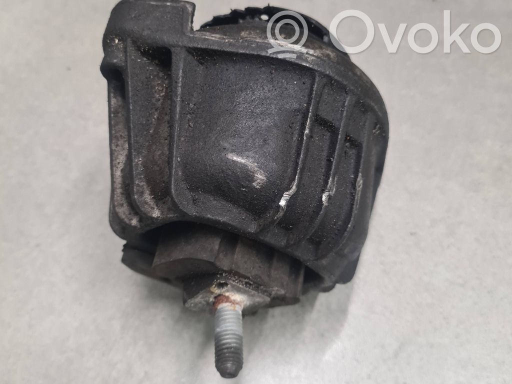 BMW 1 E81 E87 Engine mount bracket 