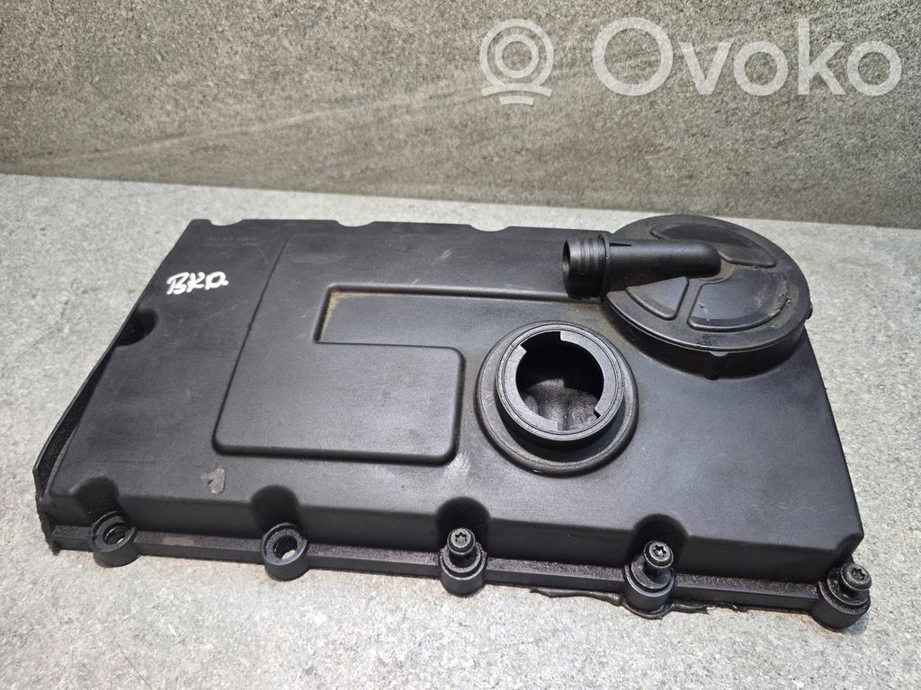 Volkswagen PASSAT B6 Ventildeckel 