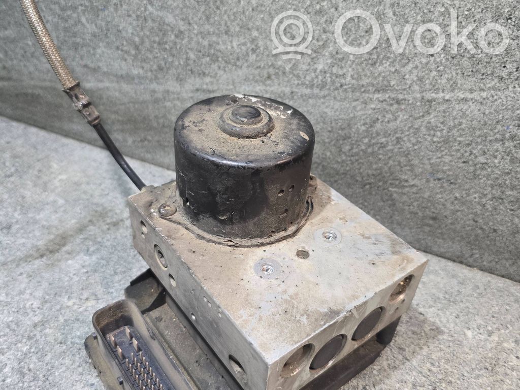 Volkswagen Golf IV ABS Pump 