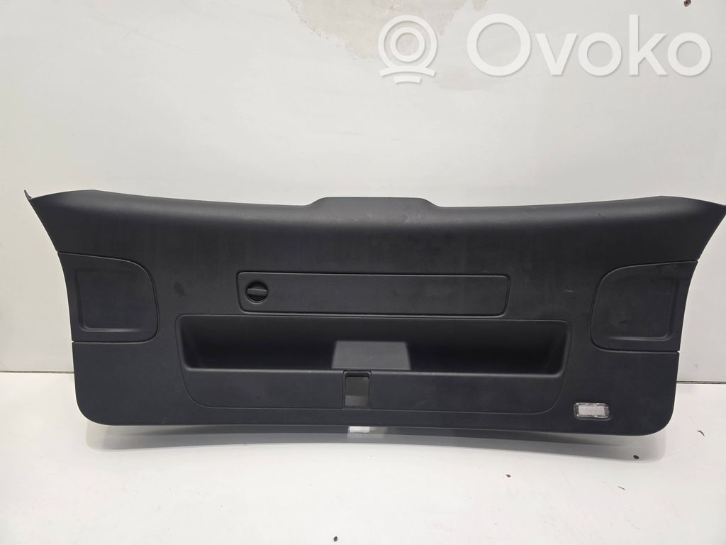 Audi A6 C7 Tailgate trim 