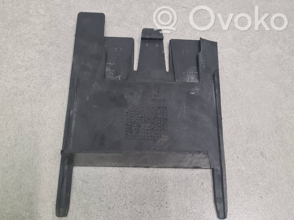 Opel Insignia A Muu moottoritilan osa 