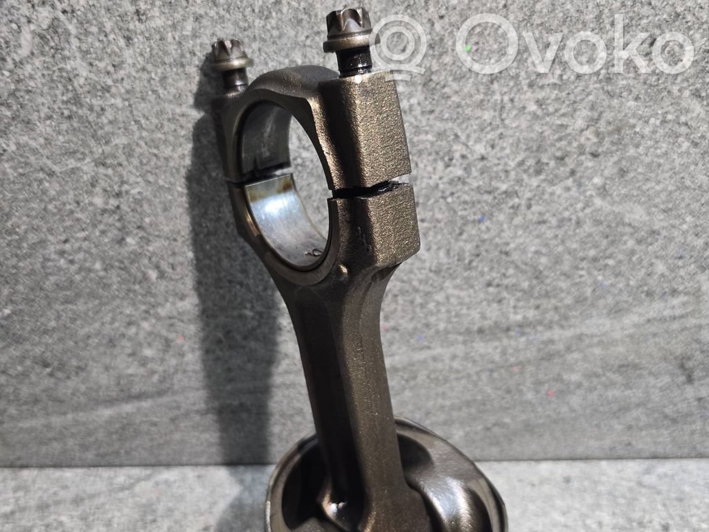 BMW X3 E83 Piston with connecting rod 