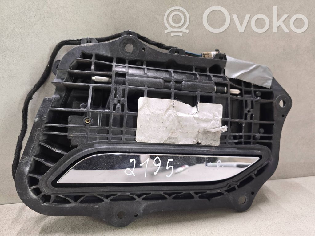 Tesla Model X Manecilla externa puerta delantera 
