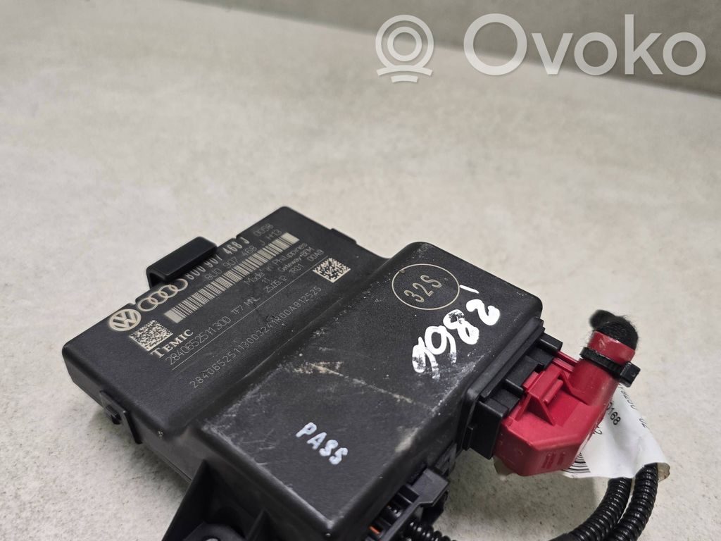 Audi Q3 8U Gateway control module 