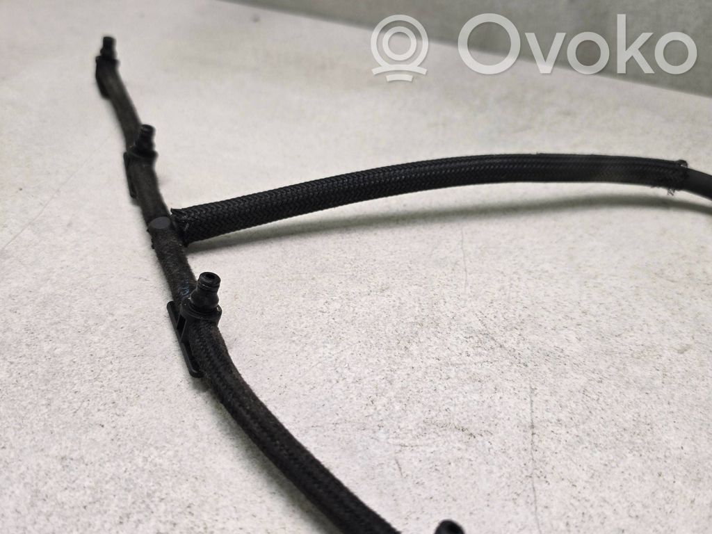 Opel Insignia A Tubo de alimentación del combustible 