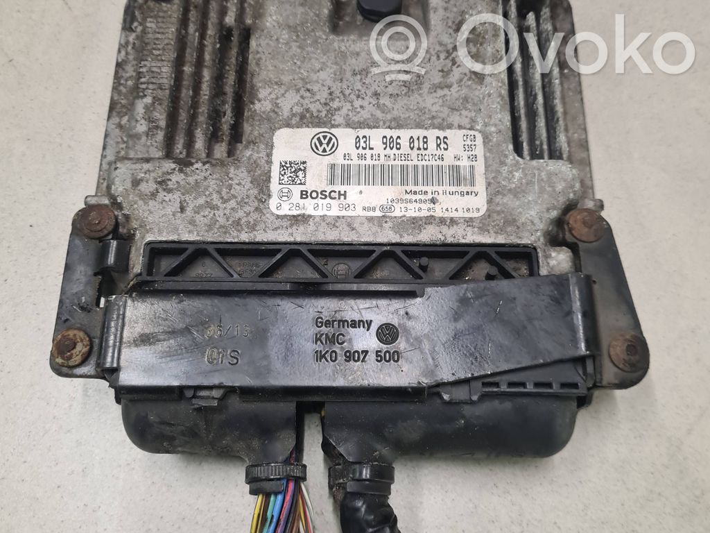 Skoda Superb B6 (3T) Engine control unit/module 