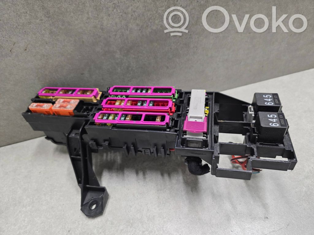 Audi A6 C7 Fuse module 
