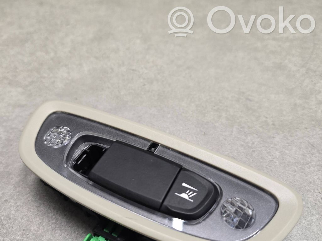 Volvo V40 Cross country Rear seat light 