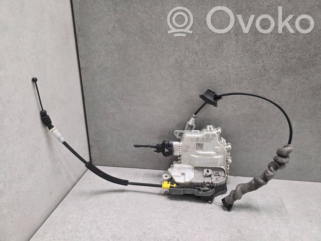Audi A6 S6 C7 4G Zamek drzwi przednich 