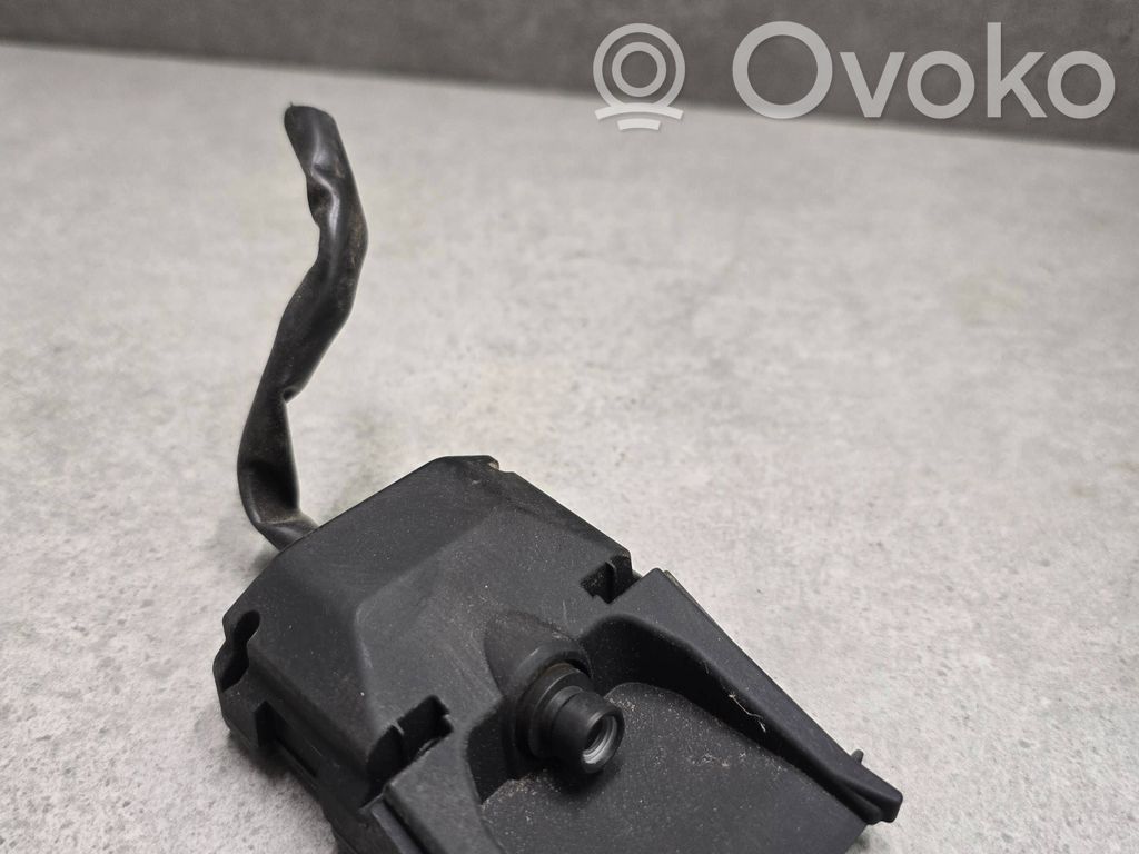Nissan X-Trail T32 Windshield/windscreen camera 