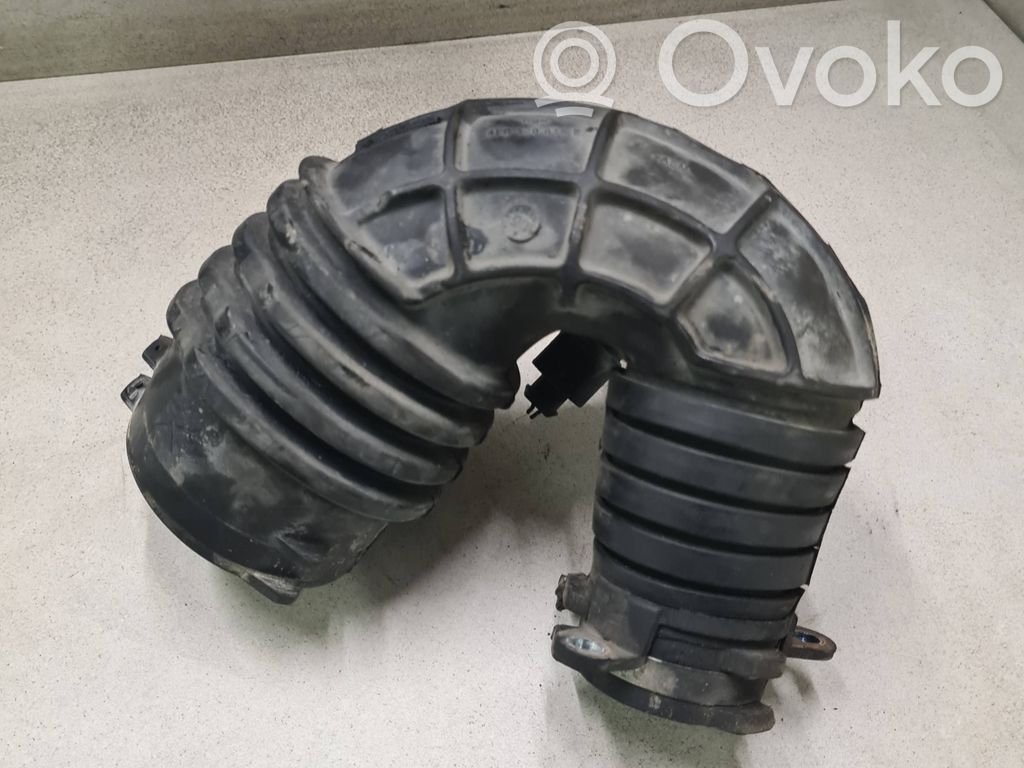 Audi A4 S4 B7 8E 8H Ilmanoton letku 