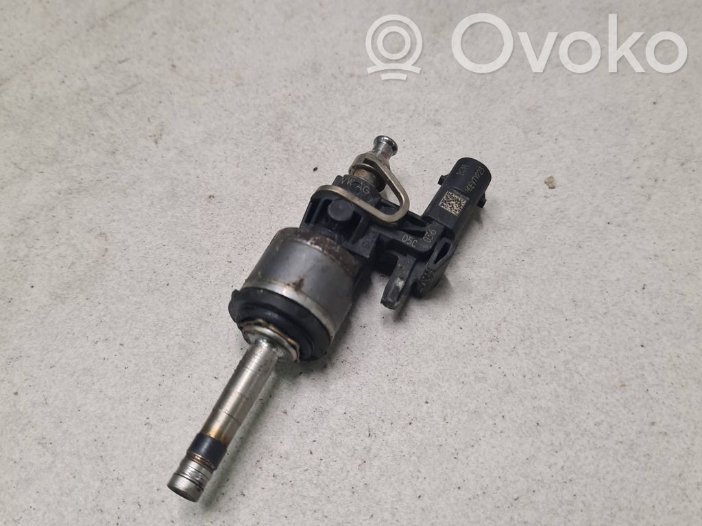 Skoda Octavia Mk4 Fuel injector 