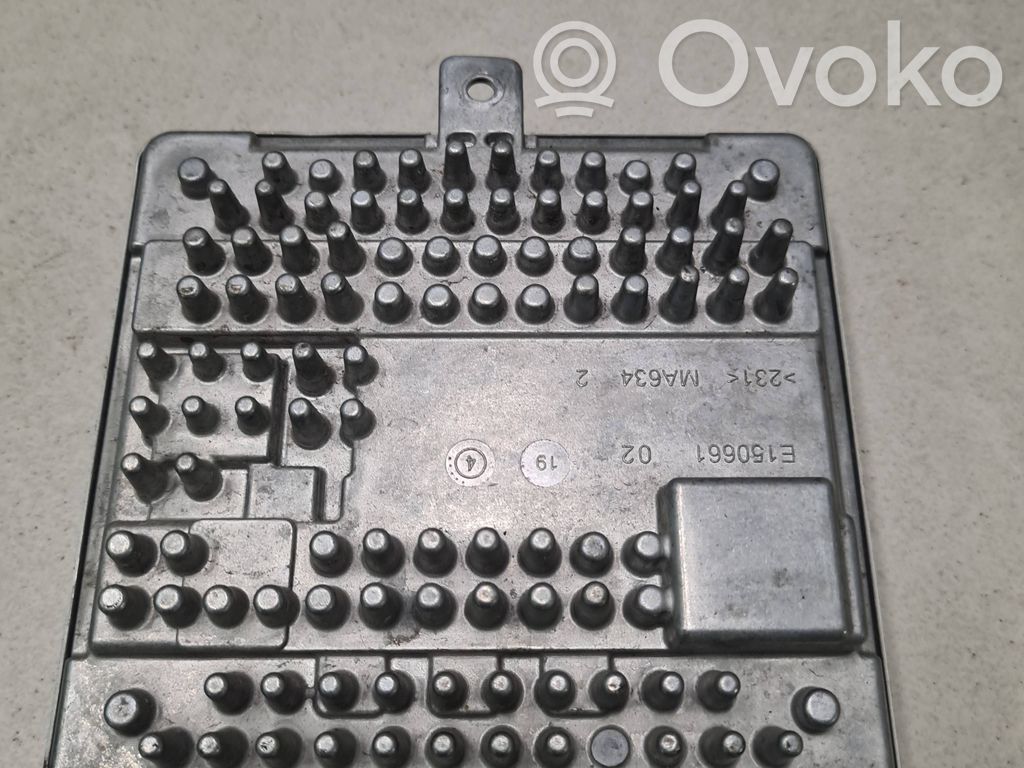 BMW 3 G20 G21 LED ballast control module 