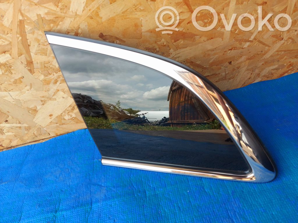 Renault Koleos II Rear side window 