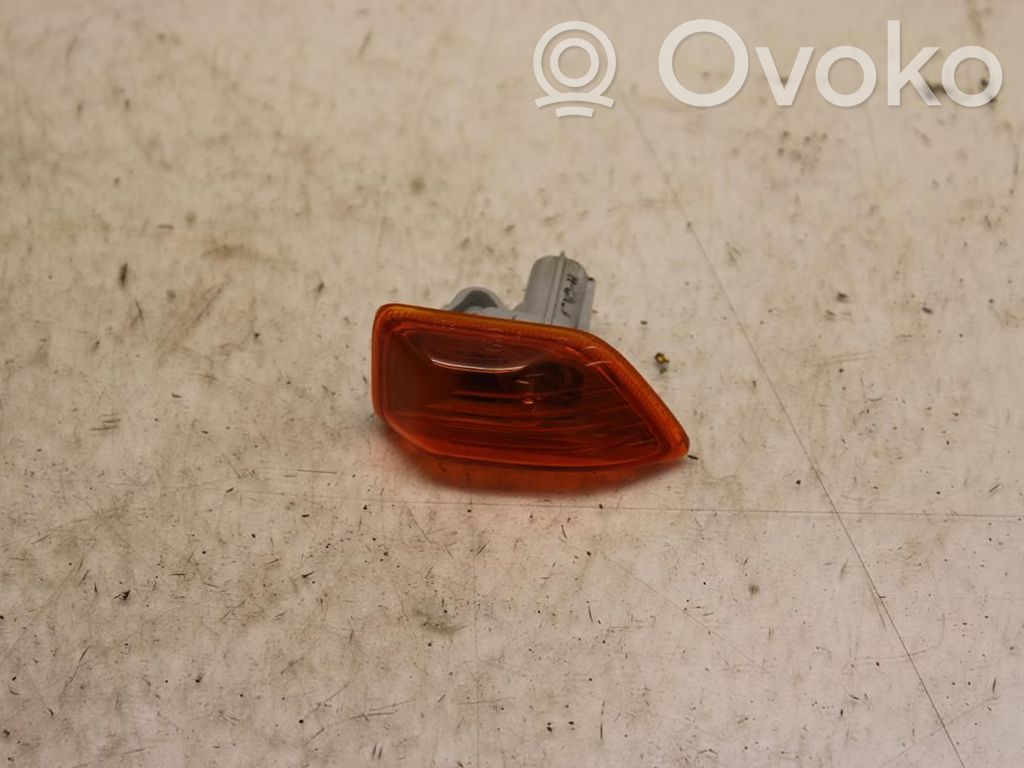 Ford Ranger Front fender indicator light 
