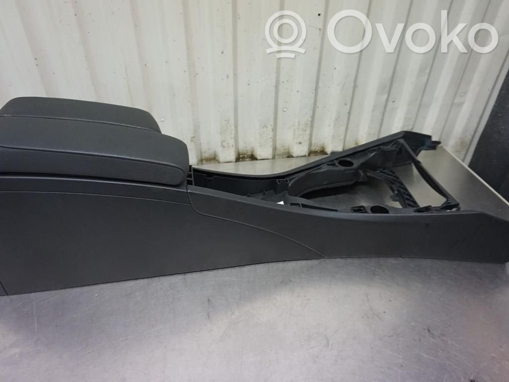 Armrest   51167137569,N048616