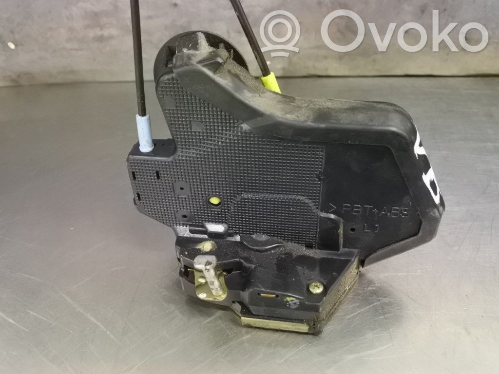 Toyota Corolla Verso E121 Priekinė durų spyna 