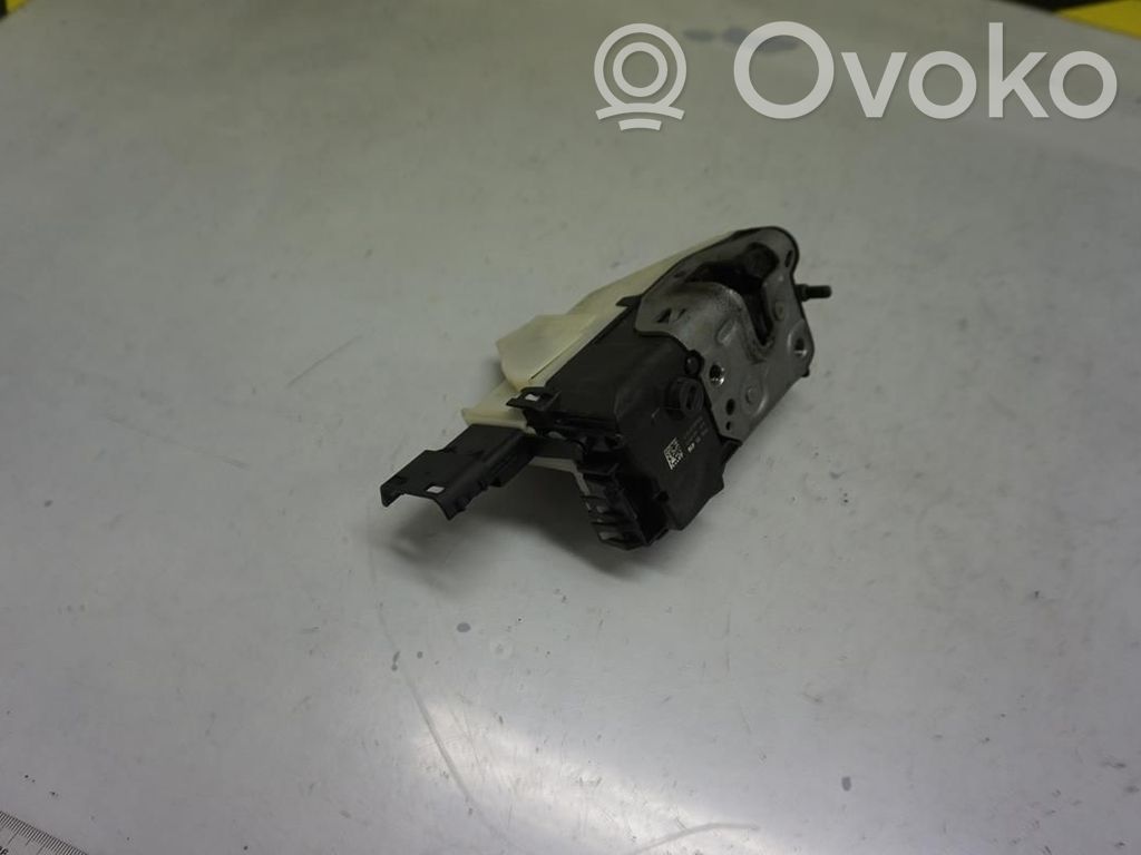 Peugeot Partner Front door lock 