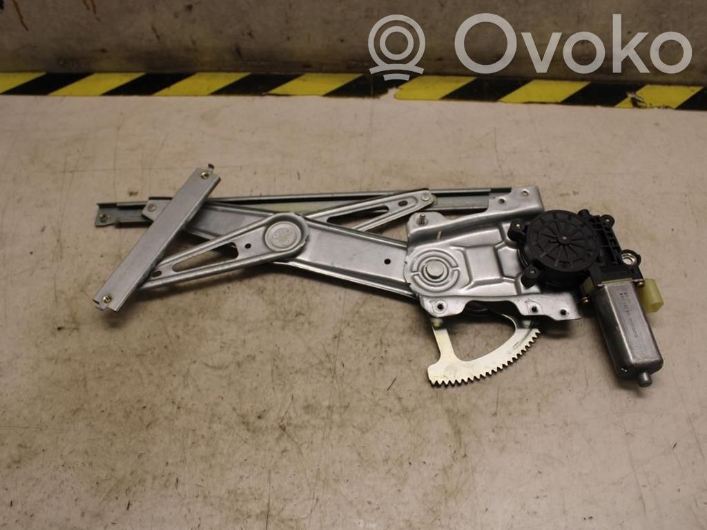 Elektryczny podnośnik szyby drzwi przednich   698100D010,144757