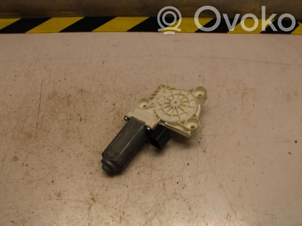 Priekinio lango pakelėjo varikliukas   991893100,145339