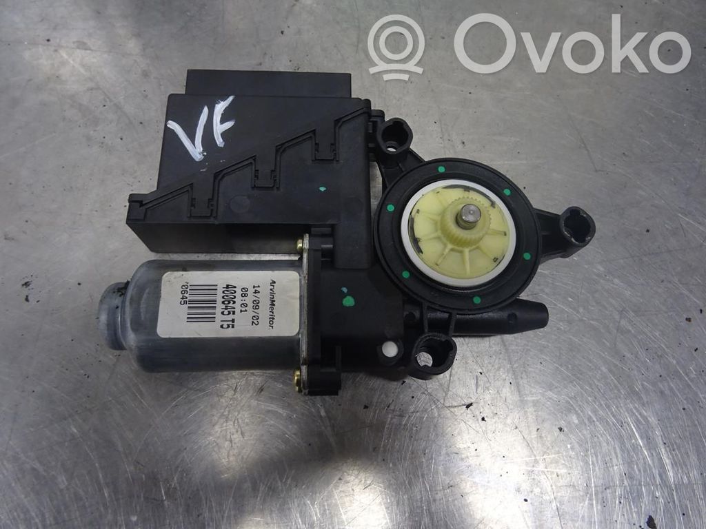Volkswagen Polo Front door window regulator motor 