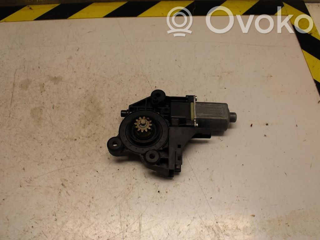 Ford Focus Silnik regulatora szyby drzwi przednich 