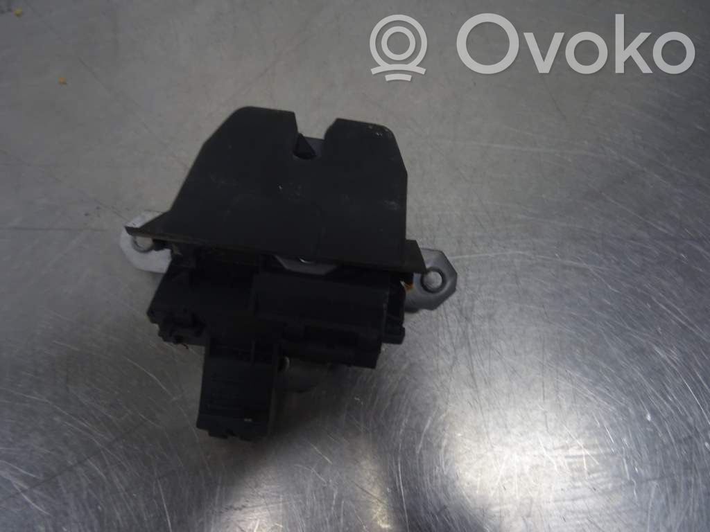 Volvo V50 Zamek klapy tylnej / bagażnika 