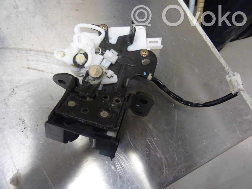 Mazda 3 I Tailgate/trunk/boot lock/catch/latch 