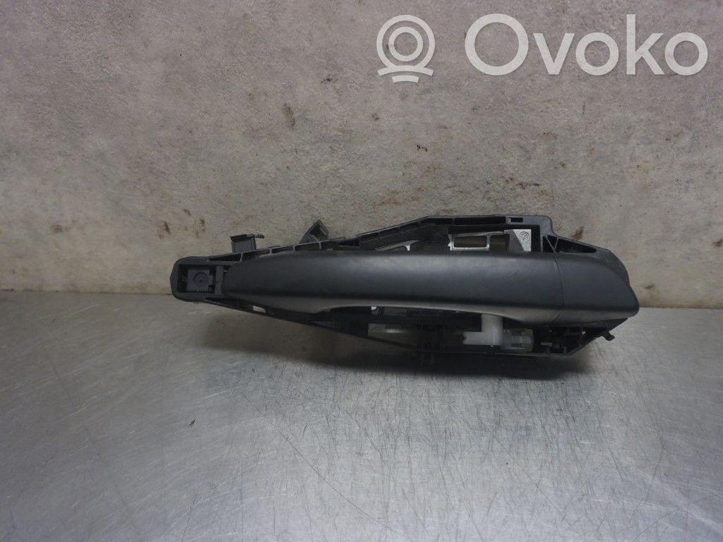 Opel Vivaro Front door exterior handle 