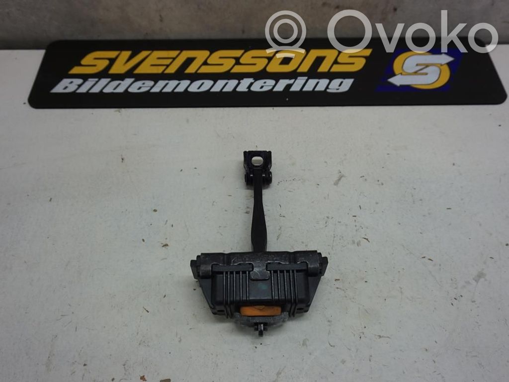 BMW X1 E84 Etuoven pidätin 