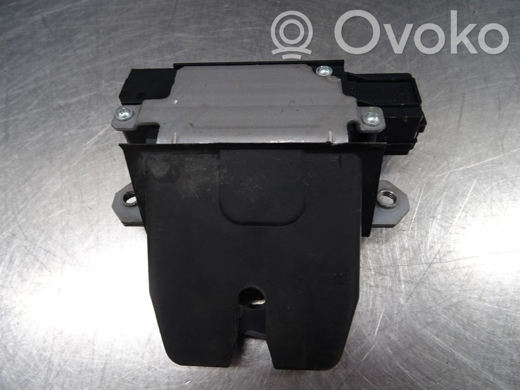 Ford Focus Aizmugurējā pārsega slēdzene 
