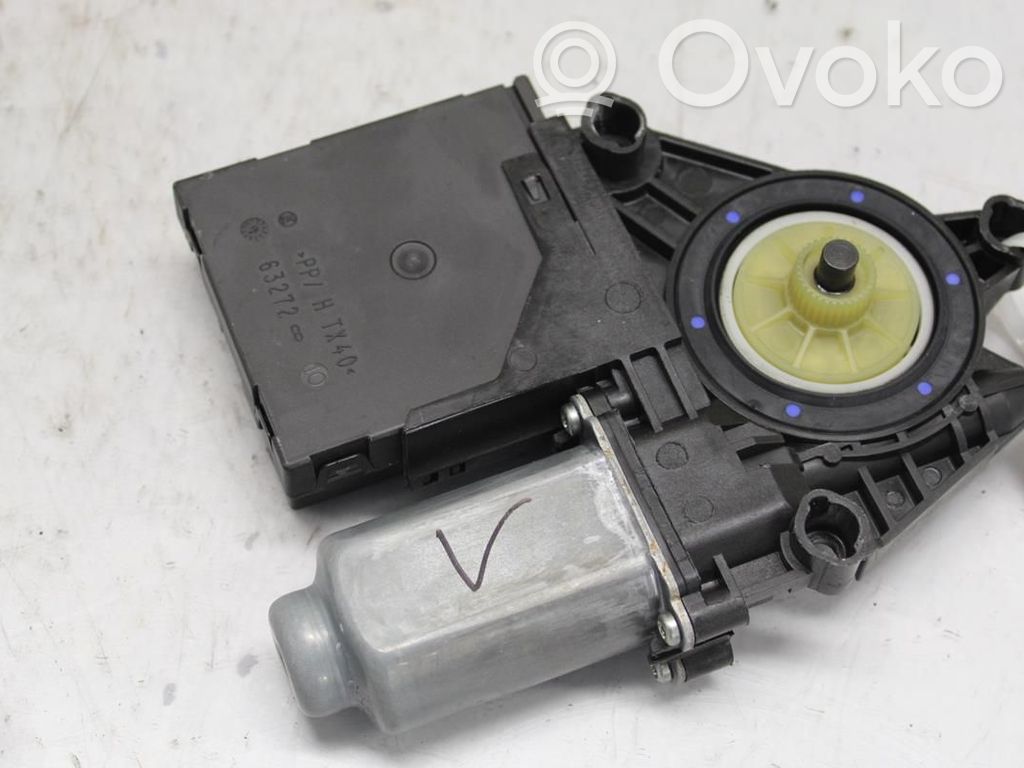 Skoda Octavia Mk2 (1Z) Silnik regulatora szyby drzwi przednich 