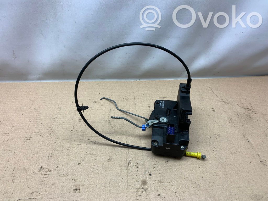 Renault Trafic II (X83) Front door lock 