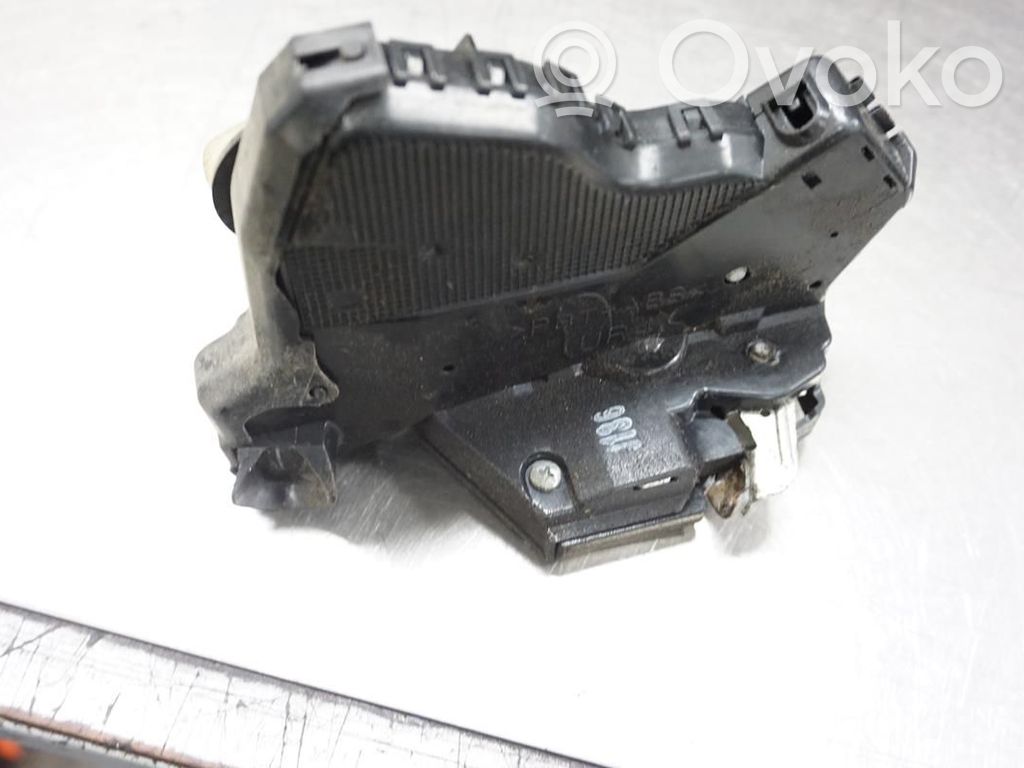 Toyota Corolla E120 E130 Front door lock 