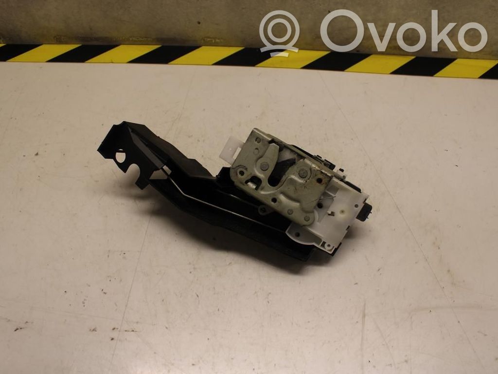Ford Mondeo Mk III Încuietoare ușă față 