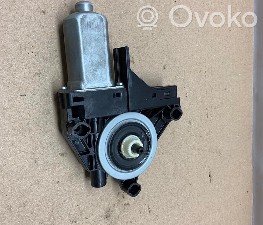 Volvo V60 Silnik regulatora szyby drzwi przednich 