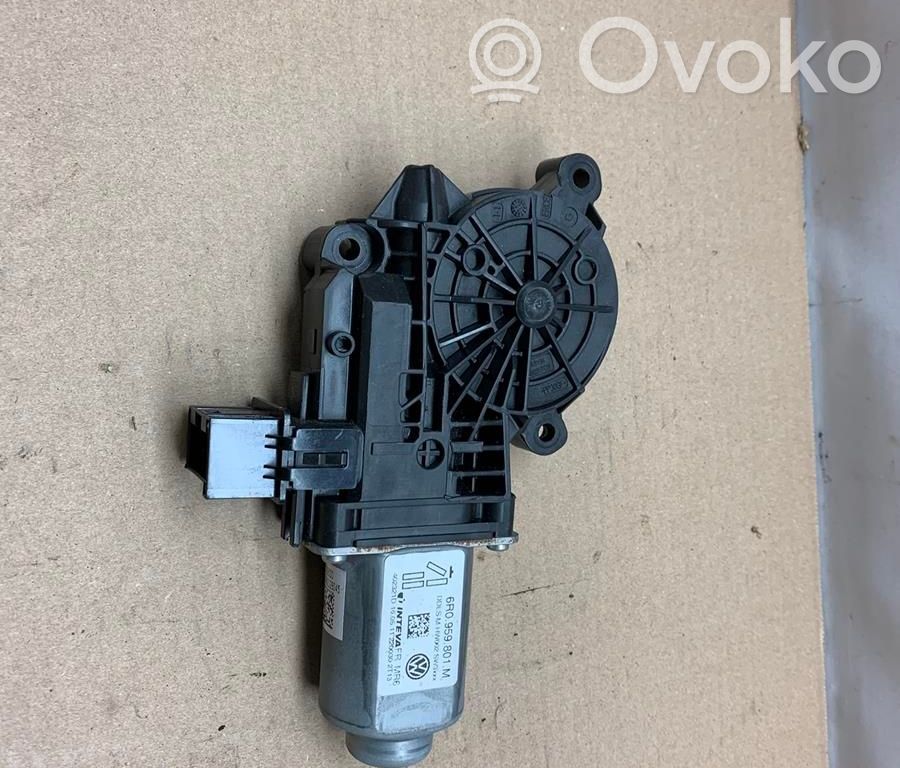 Skoda Fabia Mk2 (5J) Priekšpusē loga pacēlāja motoriņš 