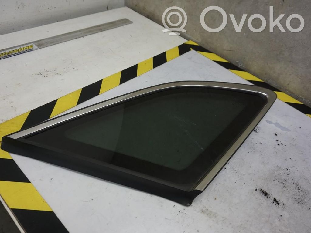 KIA Ceed Vidrio lateral trasero 